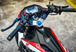 Nhìn ngắm Sonic 150 phá cách trong bộ cánh Racing