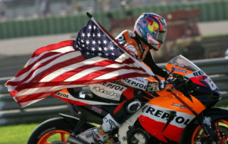 Nicky Hayden sẽ bước vào Đại sảnh Danh vọng thể thao Mỹ vào năm 2021
