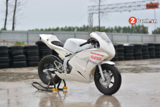 Xe đua Honda NSF100 ở hệ Vietnam Talent Cup có gì đặc biệt?