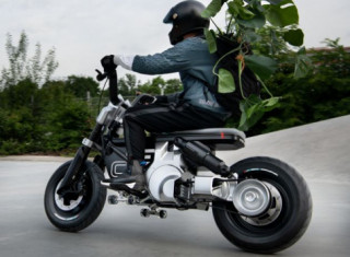 BMW Concept CE02, mẫu xe tay ga điện tử vừa được tiết lộ