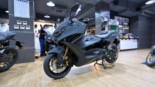 Chi tiết Yamaha TMAX 560 2022 với khí chất năng động và mạnh mẽ