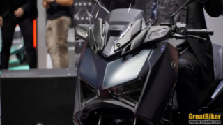 Chi tiết Yamaha XMAX300 2023 mới chính thức ra mắt tại Thái Lan