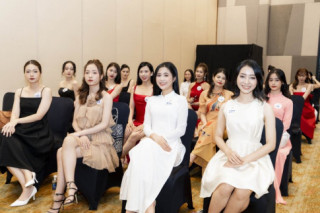 Sơ khảo Hoa hậu Du lịch VN 2022: Tiếp viên hàng không đổ bộ, người catwalk sóng sánh, người ăn diện gây ngượng