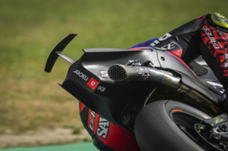 Aprilia bất ngờ giới thiệu một phần lướt gió ở đuôi RSGP?