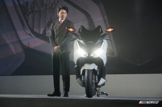 Chính thức ra mắt Honda Forza 350 2023 hoàn toàn mới