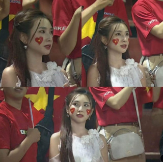 Cô gái xinh như mộng trên khán đài chung kết AFF Cup làm bao chàng mê, profile không phải dạng vừa