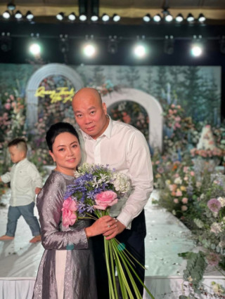 Cô hiệu phó Văn Thùy Dương U50 bị chồng “lừa” sinh thêm, cặp song sinh giờ 3 tuổi, đáng yêu