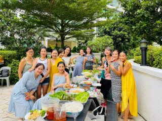 Đoan Trang khoe tiệc BBQ “ngon nhức nách” cùng những người bạn, ai nhìn cũng thấy quá đã