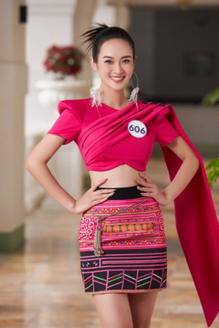 Gái Điện Biên mặc váy thổ cẩm đi thi Hoa hậu, nhan sắc đẹp mê được CĐM “trao” luôn vương miện