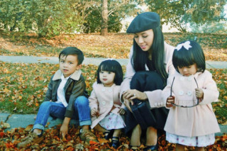 Nữ MC Việt “một nách 3 con” đẹp hơn cả thời còn son vì những lý do này!