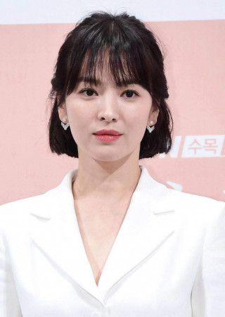 Song Hye Kyo có thể hơn ai chứ gặp mỹ nhân này thì chắc chắn “tắt điện”, tất cả bởi...