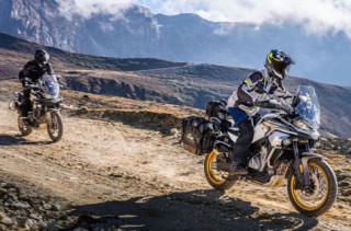 CFMOTO 800 MT Explore 2023 trang bị công nghệ tương tự 790 Duke