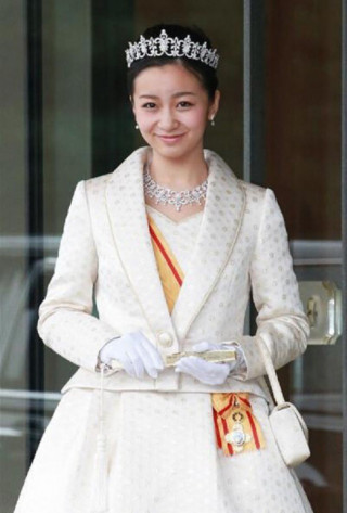 Công chúa đẹp nhất Hoàng gia Nhật Bản xinh thuần khiết, U30 làn da không khuyết điểm
