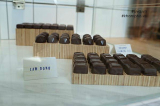 Mục sở thị quy trình sản xuất sô cô la được mệnh danh ngon nhất thế giới tại Hà Nội