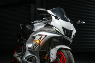 Yamaha R7 2023 bổ sung thêm màu mới, giá không đổi
