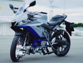 Yamaha tung môtô tự cân bằng, người lái chỉ ngồi ‘hưởng thụ’