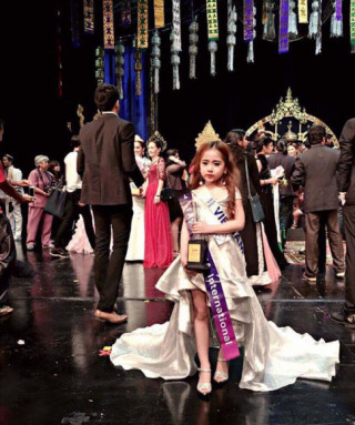 Cô bé Hải Phòng vượt 50 mẫu nhí thế giới, đoạt giải “Công chúa thời trang” tại Thái Lan