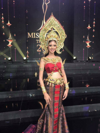 “Vồ ếch liên tục”, thí sinh Miss Grand Thái Lan vẫn khiến khán giả không thể chê trách