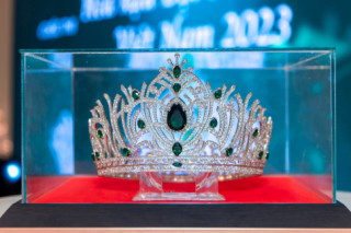 Công bố ba chiếc vương miện Hoa hậu Đại sứ Du lịch Việt Nam trị giá hơn 5 tỷ đồng