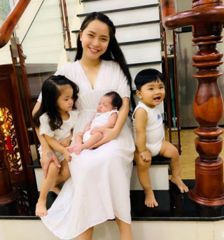 COVID-19 sao Việt trông con: Hải Băng 3 nhóc chưa hoảng bằng Hoa hậu mắn đẻ Oanh Yến 6 con