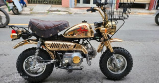 Honda Monkey 1996 mạ vàng chưa từng đổ xăng rao bán giá 300 triệu