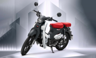 Honda Super Cub C125 Disney về Việt Nam có giá ngang ô tô