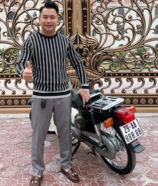 Honda Wave hơn 20 tuổi có giá bán gần 1 tỷ vì số khung số máy trùng biển ngũ quý 8