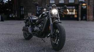 CFMoto 450 CL-C 2025 ra mắt, rẻ hơn và ngầu hơn so với Honda Rebel 500