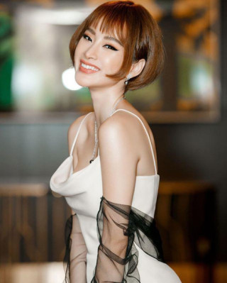 Danh hiệu “Nữ hoàng thảm đỏ” có gọi tên Angela Phương Trinh vì lý do này?