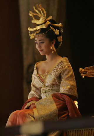 Hôi nách, chân to, chưa hết đâu, tứ đại mỹ nhân còn có những điểm xấu không ai ngờ tới!