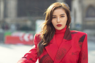 Nhờ Kỳ Duyên, Nhã Phương mới thấy màu son và cách tô son cũng có thể “dìm” hàng nhan sắc