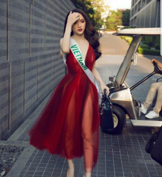 “Đụng hàng” không kiêng nể ai nhưng đến lượt Phạm Quỳnh Anh, Hương Giang lại thua vì điều này