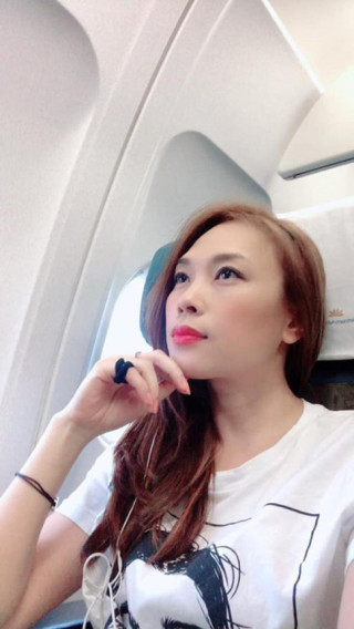 Khoe hình selfie nhan sắc không tuổi, Mỹ Tâm khiến cả Đàm Vĩnh Hưng cũng phải ngây ngất
