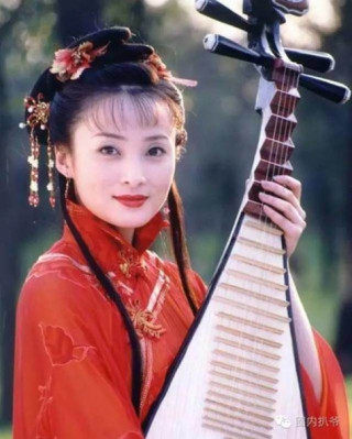 Nhan sắc khiến triệu người chao đảo cùng thần thái đẹp mê hồn của “Hồ ly” cướp chồng bạn thân