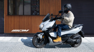 PCX160 đụng phải đối thủ lớn - thiết kế thể thao hơn, mạnh hơn, nhiều công nghệ hơn