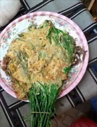 Ra mắt nhà chồng, cô gái làm món trứng vợt cầu lông khiến dân tình ra sức giục “cưới gấp”