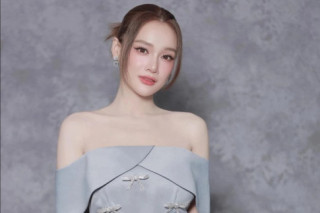 Vợ sao nam sở hữu biệt thự 70 tỷ, 3 năm không ăn một hạt cơm để có dáng “chặt đẹp” hội gái trẻ