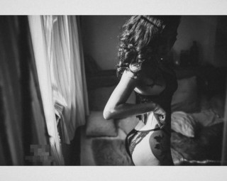 Góc khuất nghề mẫu nội y qua lời kể của kiều nữ Việt