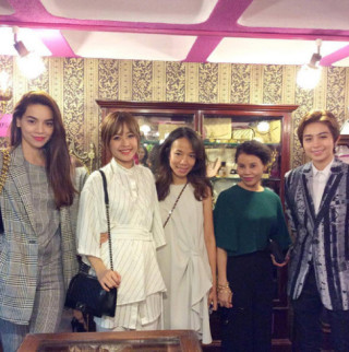 Hóa ra Hồ Ngọc Hà, Bích Phương và Chi Pu cũng rất say mê đồ hàng thùng