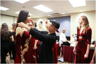 NTK Đỗ Trịnh Hoài Nam bỏ qua những “bộ xương di động” tại Tuần lễ Thời trang New York