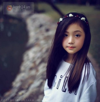 Bé gái 6 tuổi với gương mặt thiên thần người Việt
