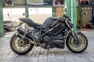 Ducati Streetfighter lên đồ chơi hàng hiệu của biker Sài Gòn 