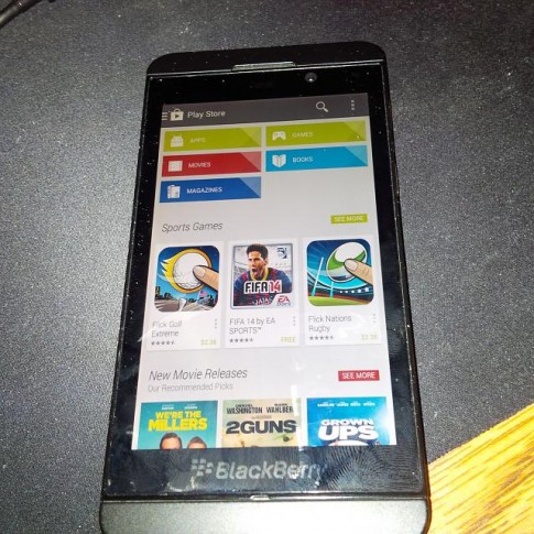 Blackberry OS 10 chạy full Google Apps
