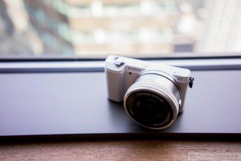 Đánh giá sơ bộ máy ảnh mirrorless nhẹ nhất thế giới Sony A5000