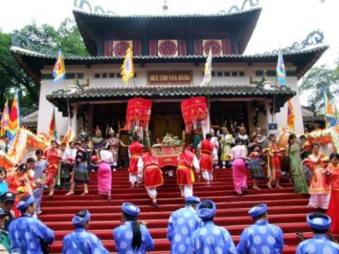 Du lịch đền Hùng - trở về với cội nguồn dân tộc