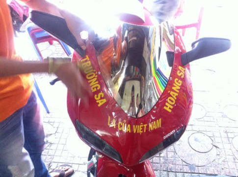 HOT-Ducati 1198 tôi yêu Việt Nam,khẳng định chủ quyền biển đảo