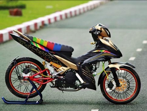 Yamaha Exciter độ phong cách Dragbike tại Sài Gòn