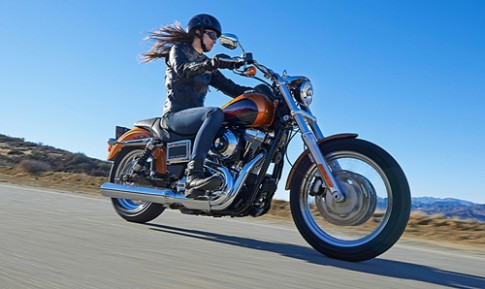 Dyna Low Rider và SuperLow 1200T cặp đôi mới của Harley Davidson