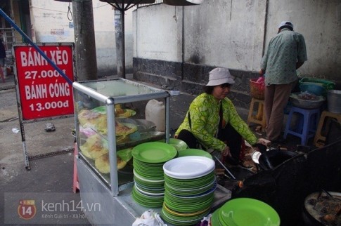 Ghé chợ Gò Vấp thưởng thức mòn bánh xèo, bánh cóng