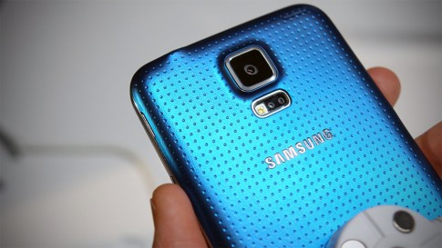 Giới phê bình nói gì về Samsung Galaxy S5?